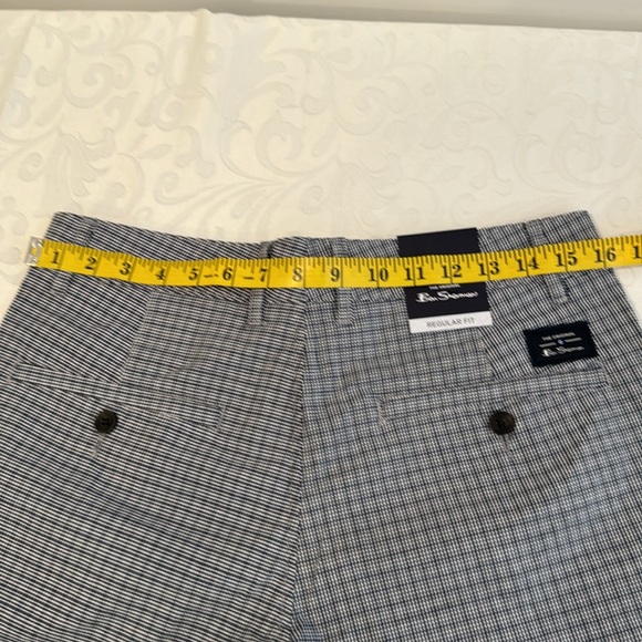 Ben Sherman Mini Checked Shorts. Men’s 30 - Picture 8 of 9
